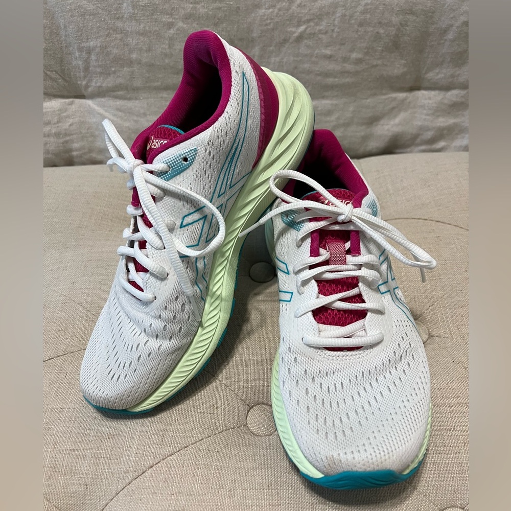 ASICS Running Shoe